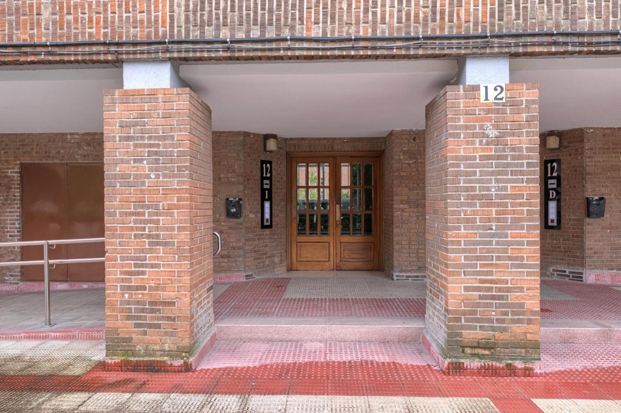 Апартаменти Vivienda Turistica Reformada En Zona Residencial Con Garaje Y Wifi Більбао Екстер'єр фото